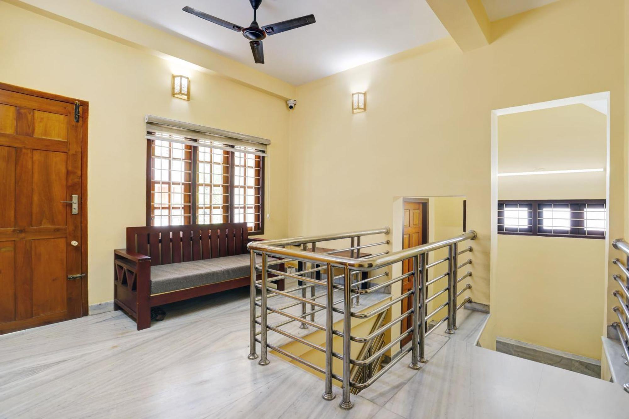 Super Hotel O Lm Residency Thiruvananthapuram Exterior photo